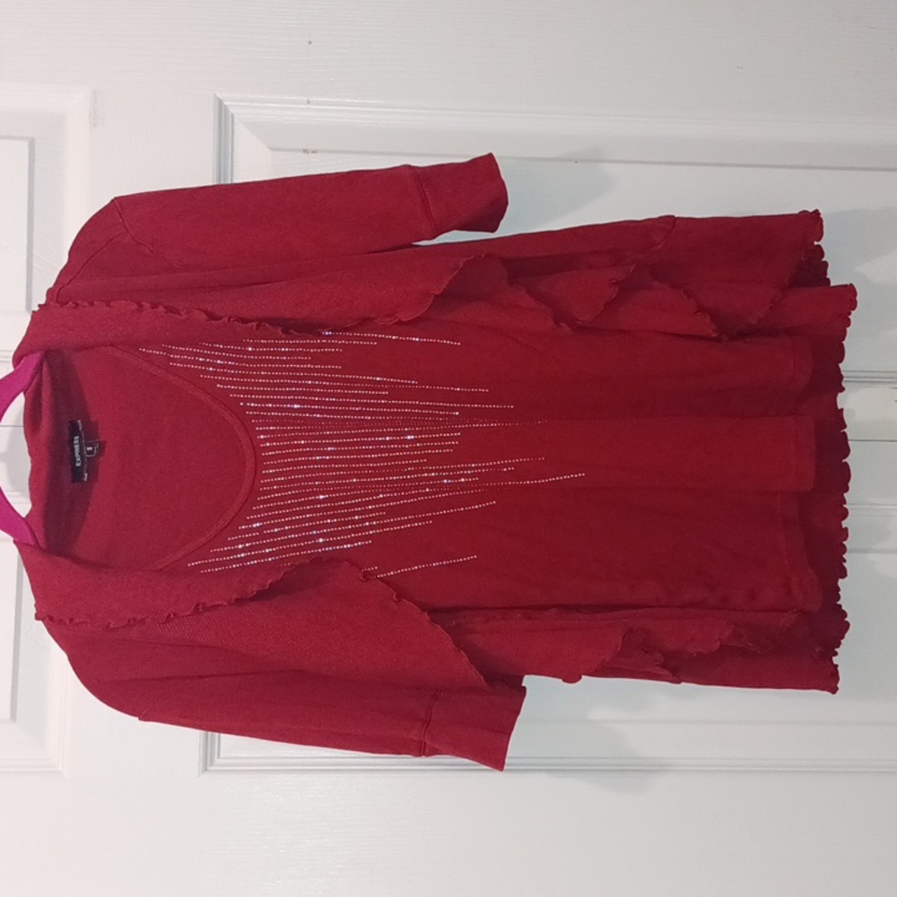 2 piece EXPRESS TOP....DEEP RED Adorable with a pair of slacks/ jeans